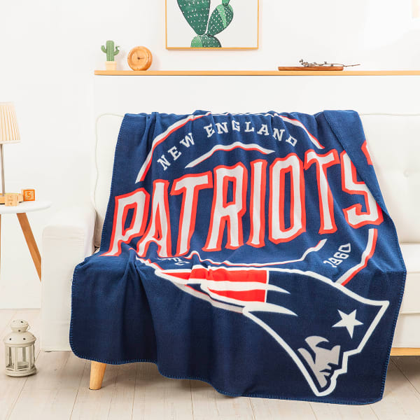 NEW ENGLAND PATRIOTS Campaign Fleece Throw Blanket