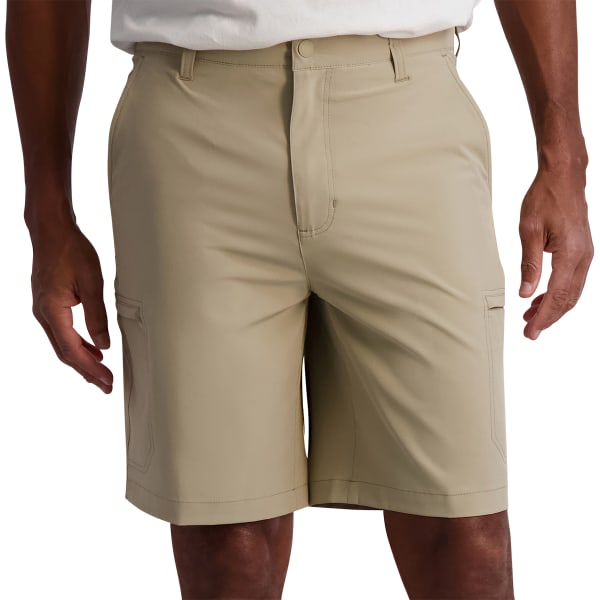 CHAPS Men's Performance 9" Cargo Shorts