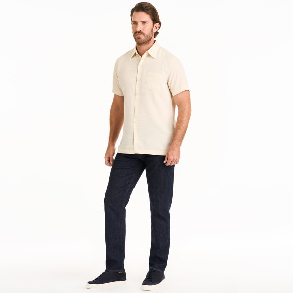 VAN HEUSEN Men's Weekend Cross Dye Short-Sleeve Shirt