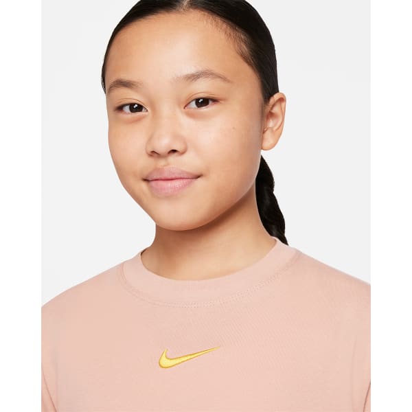 NIKE Girls' Sportswear Short-Sleeve Tee