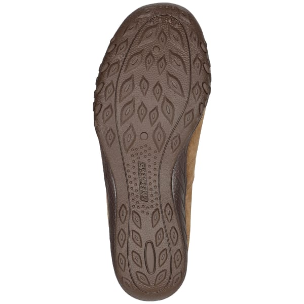 SKECHERS Women's Relaxed Fit: Breathe-Easy - Kindred Shoes