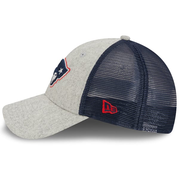 New Era Caps Atlanta Braves 9FORTY Trucker Hat White