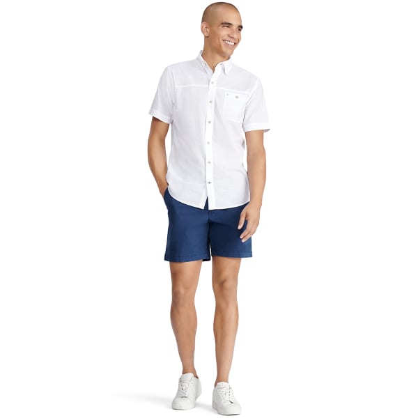 IZOD Men's Dockside Chambray Short Sleeve Button Down