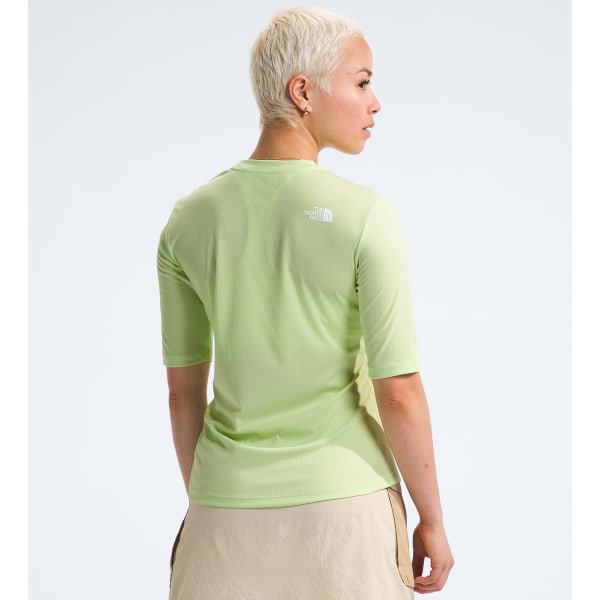 THE NORTH FACE Women’s Shadow Short-Sleeve Tee