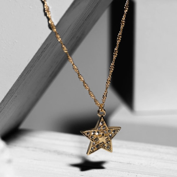 CHARMING CHARLIE Gold Star Necklace