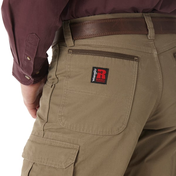 WRANGLER® RIGGS WORKWEAR® RIPSTOP RANGER CARGO PANT IN DARK BROWN