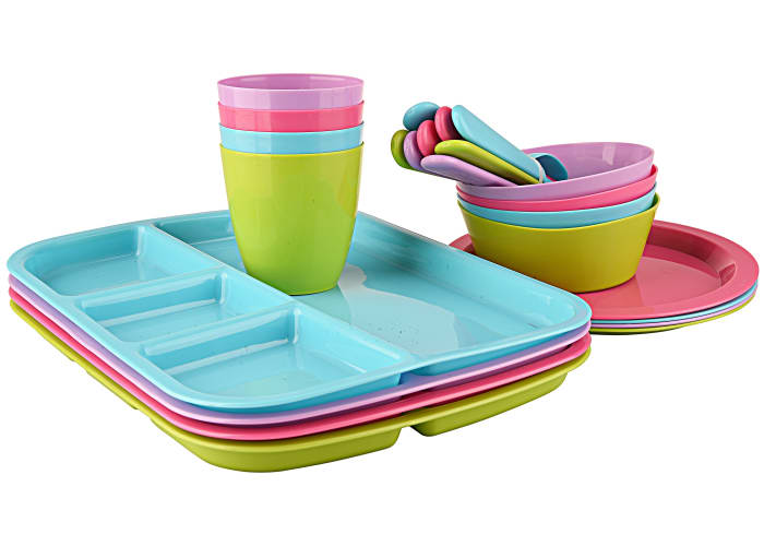 Mainstays Kids 24-Piece Dinnerware Set