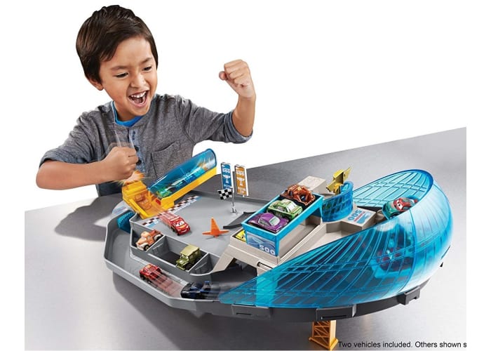 Disney Pixar Cars Mini Racers Rollin’ Raceway Playset