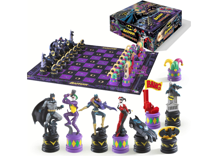 Batman Chess Set (Dark Knight vs. The Joker)