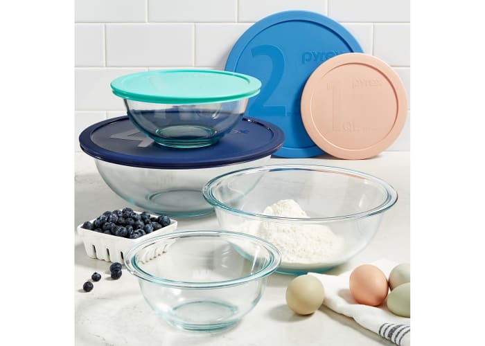 Pyrex 8-Piece Mixing Bowl Set with Lids