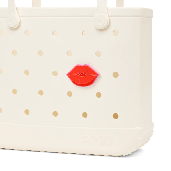 Bogg Bit - Lips View 2
