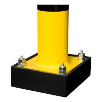 Rammschutzbügel WACHTWERK X® SWINGELEMENT montiert
