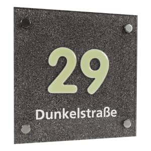 Elegantes Hausnummernschild mit Straßenangabe - Hausnummer langnachleuchtend