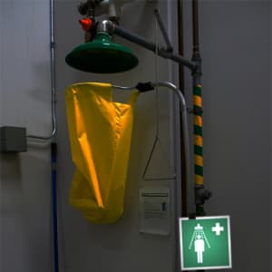 Notdusche nach ISO 7010 (E 012)