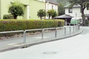 Rammschutz- und Absperrbügel aus Stahl, Ø 76 mm