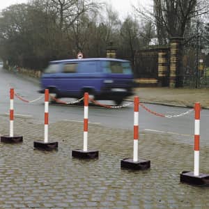 Kettenständer - Kettenpfosten EXTERN mit befüllbarer Bodenwanne