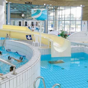 Überwachungsspiegel für Schwimmbäder (Innenbereich)