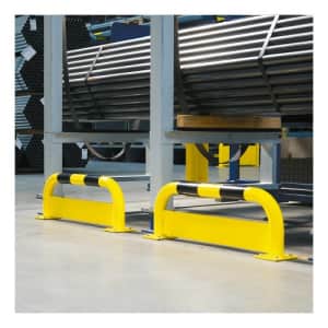 Rammschutzbügel WACHTWERK X® aus Stahl mit Unterfahrschutz vor Regal