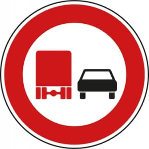 VZ 277 VZ 277 - Schild Überholverbot für Kraftfahrzeuge über 3,5t