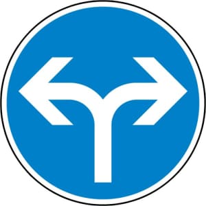 VZ 214-30 VZ 214-30 - Verkehrsschild Fahrtrichtung links o. rechts