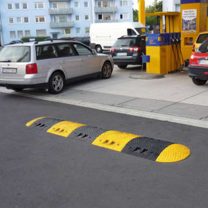 Richtstange für Fahrbahnschwelle TOPSTOP aus Kautschuk - Tragkraft 40 t, bei einer Achslast von 15 t