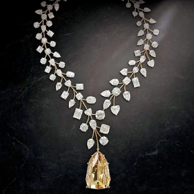 2. The L'Incomparable Diamond Necklace