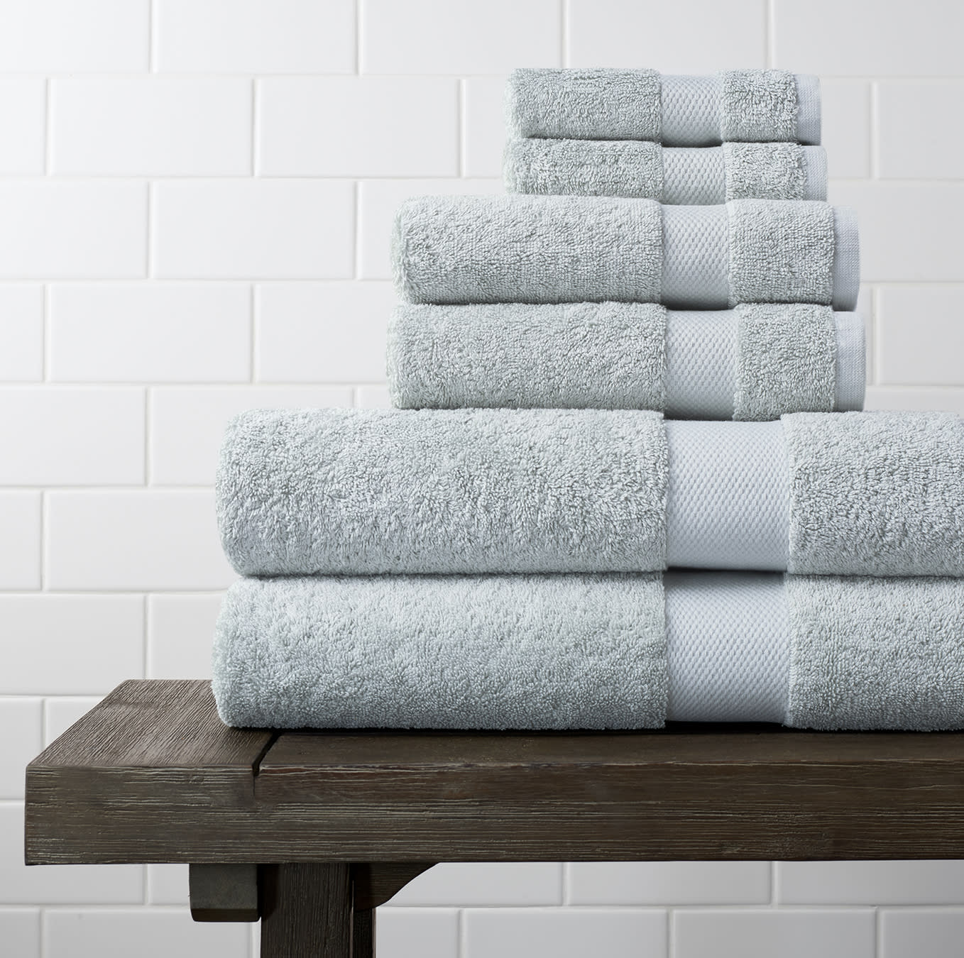 Shore Plush Bath Towel Set - Slide 1