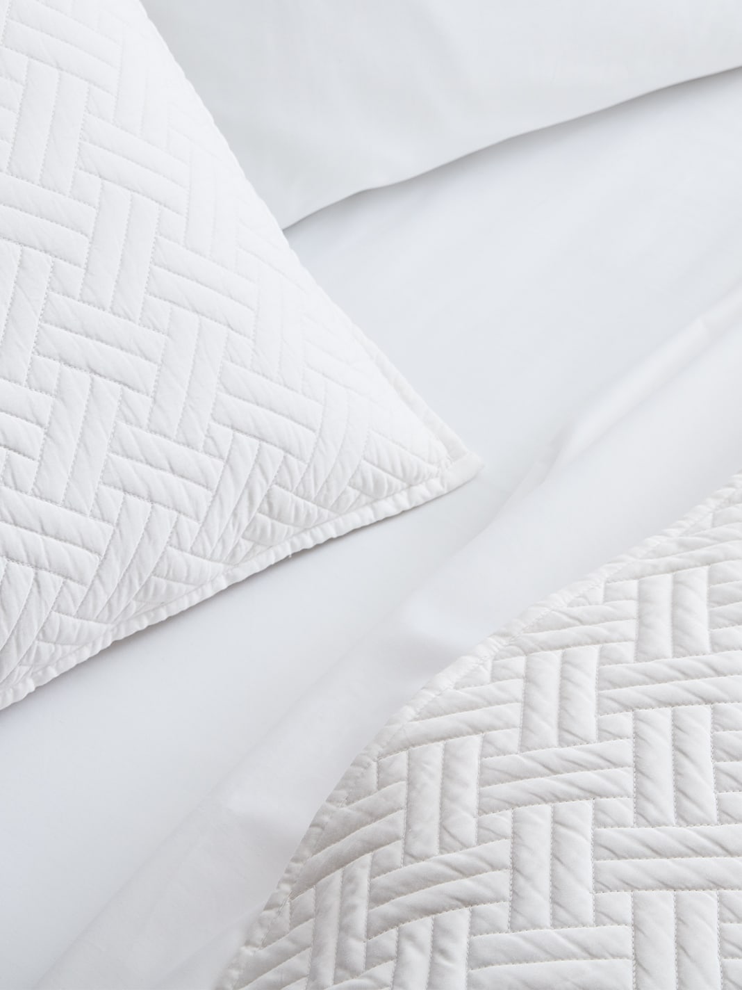 Heritage Quilted Bedspread Organic Sheet Set Boll Branch