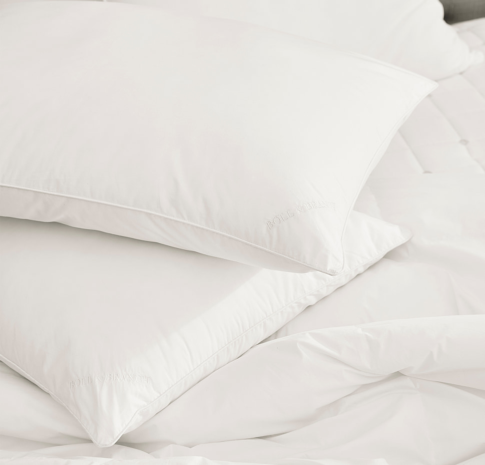 Bedding-Basics-Room2_Details_2020-11-12_mark-weinberg_1096_ALT_FINAL (1).jpg Complete Pillow Bundle - Slide 5