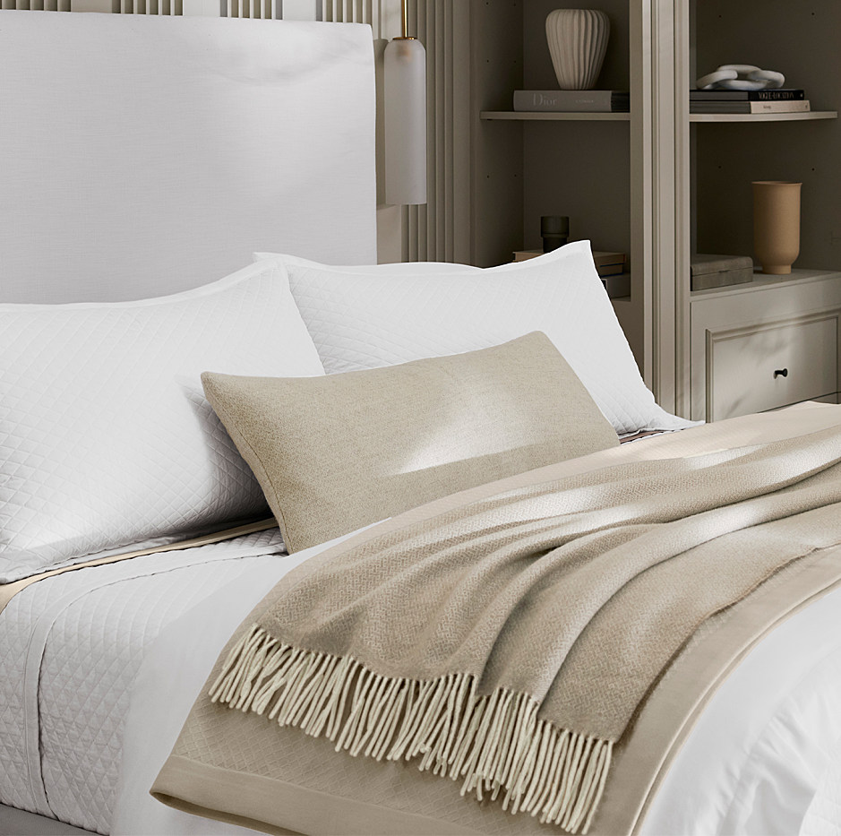 06142022_Set2+Set4_VANG_ReserveCampaign_Oak_HeroBed_LayersV2_L1_0238_FINAL.jpg Reserve Alpaca Lattice Pillow Cover - Slide 2