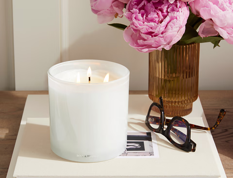 Detail shot of triple wick candle