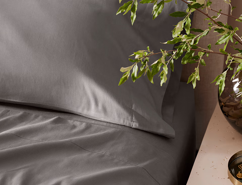 PDP SignatureTexturedStripe-PillowcaseSet Image3