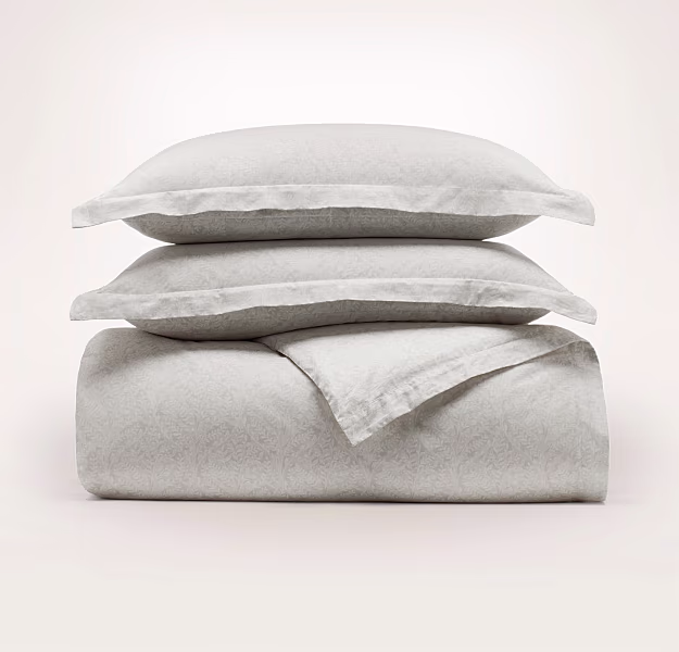 Signature Climbing Vine Duvet Set in Mist