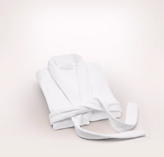 Women's Plush Robe in White/White