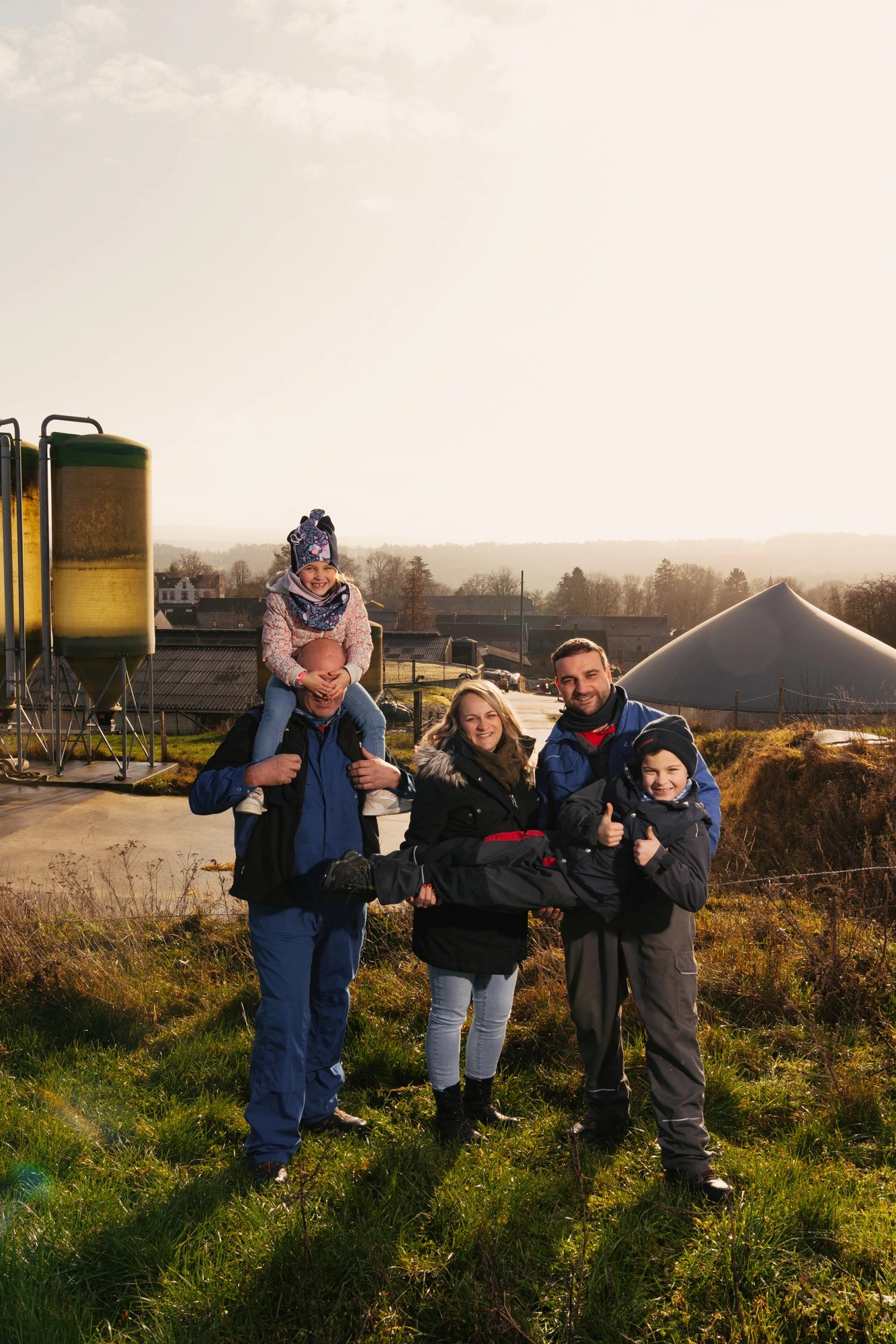 La famille Loneux & Co - extra-3230-3.webp
