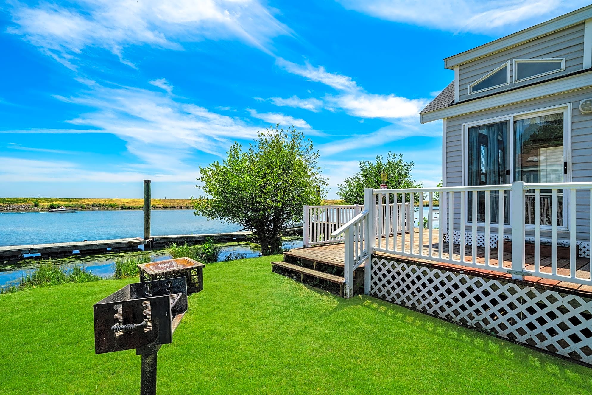 Snug Harbor RV Park & Marina in Walnut Grove, CA No Booking Fees