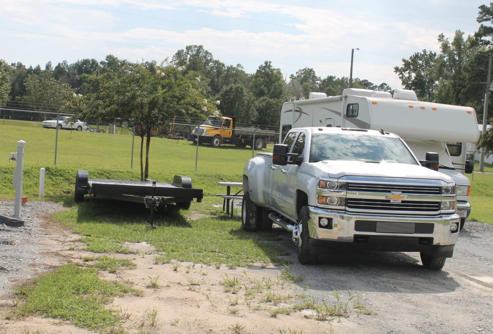 Tucker Lake RV Campground in Benson, NC | No Booking Fees