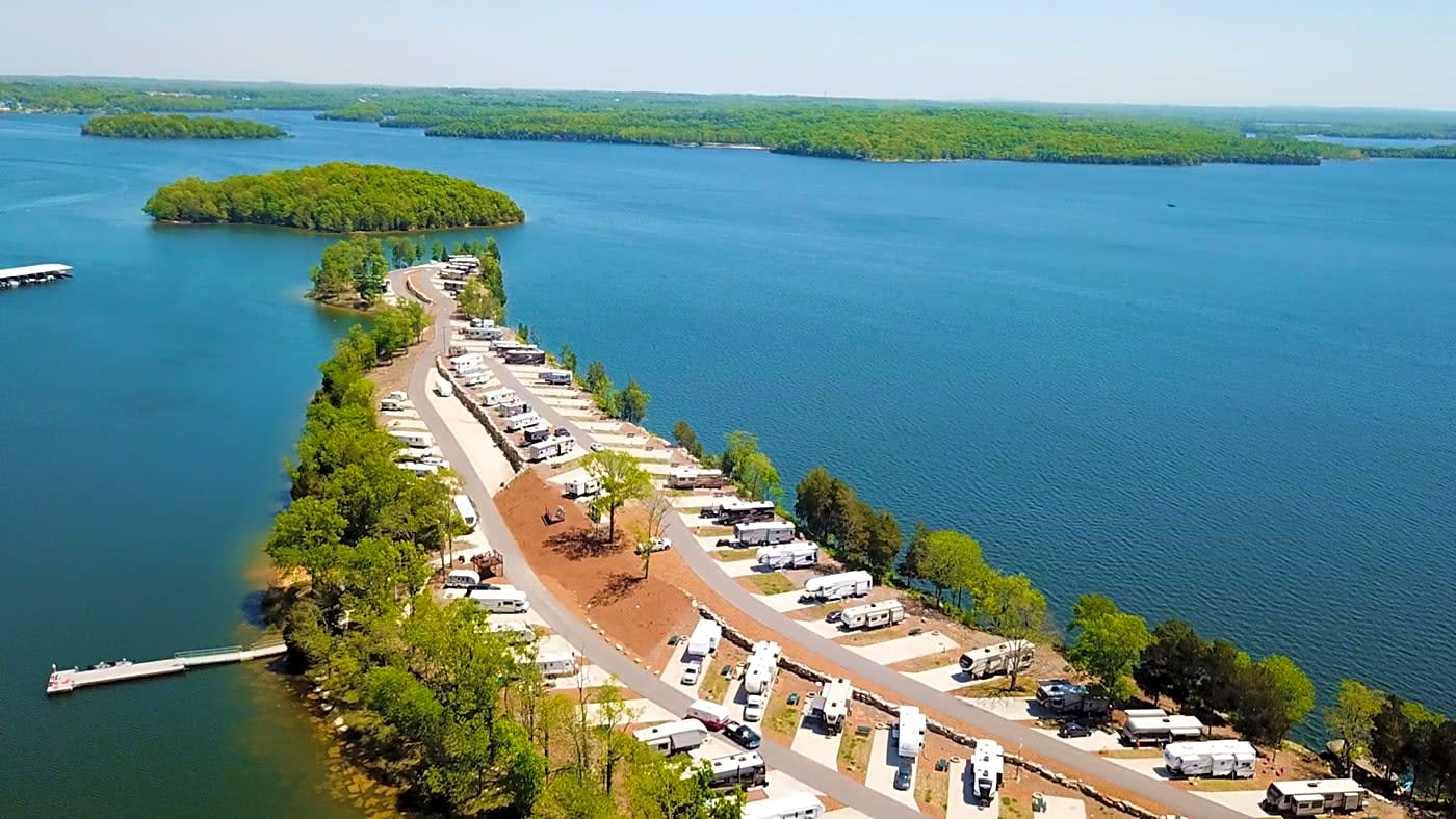 Elm Hill RV Resort in Nashville , TN No Booking Fees