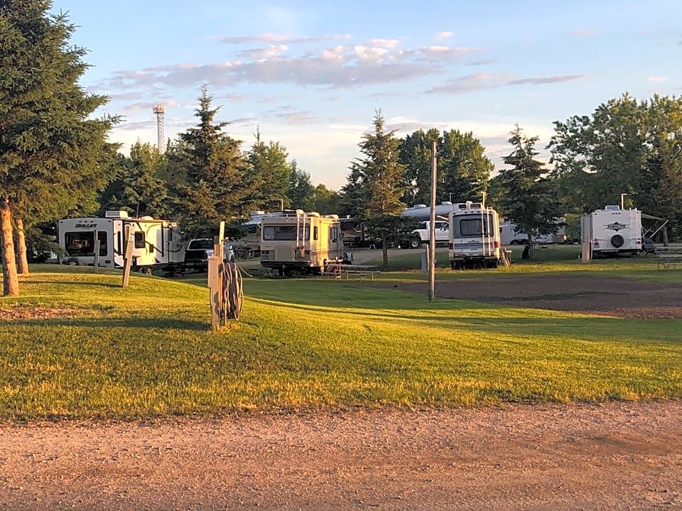 RV There Yet? in Alexandria, MN No Booking Fees