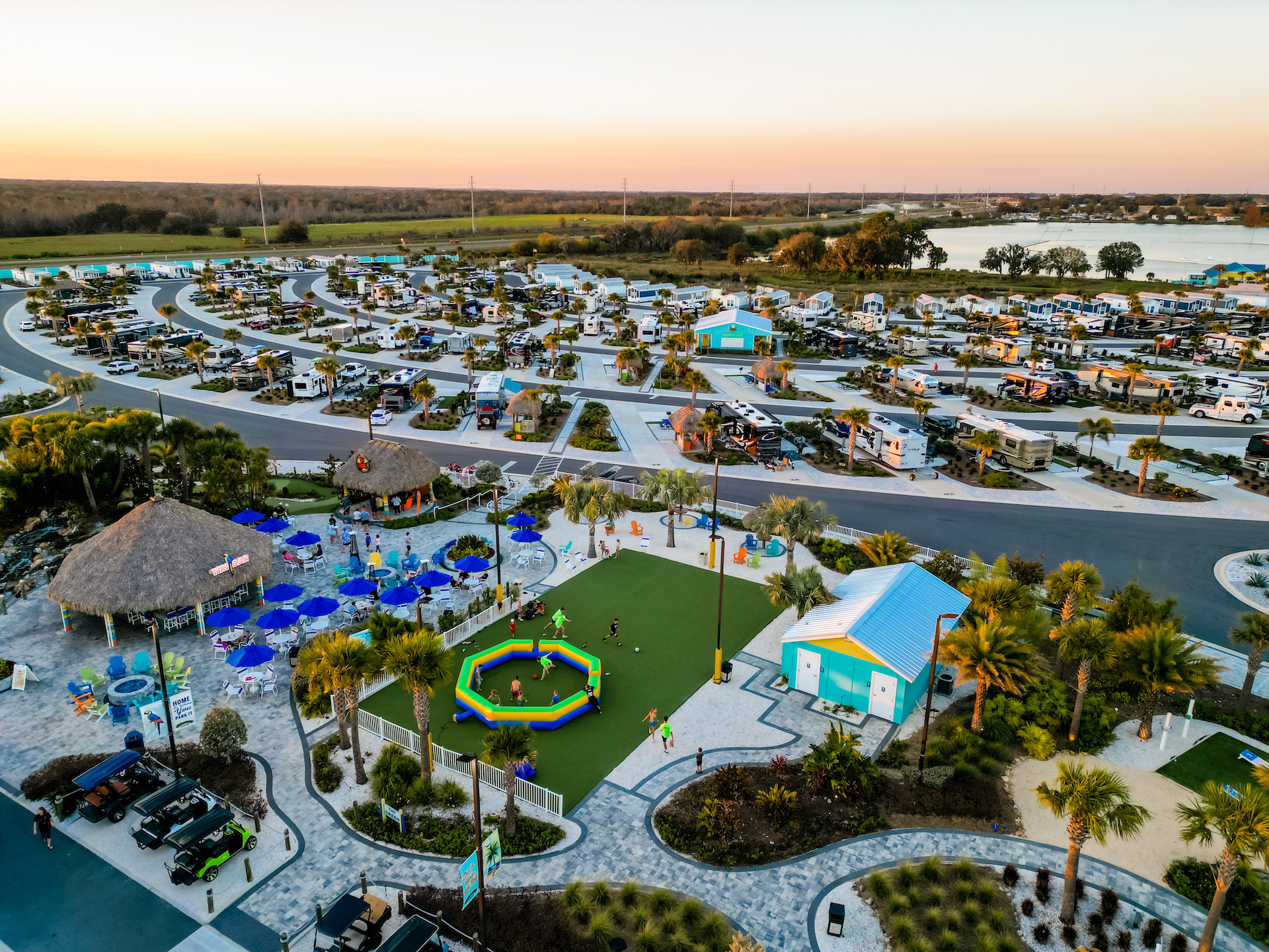 Camp Margaritaville RV Resort and Cabana Cabins Auburndale in