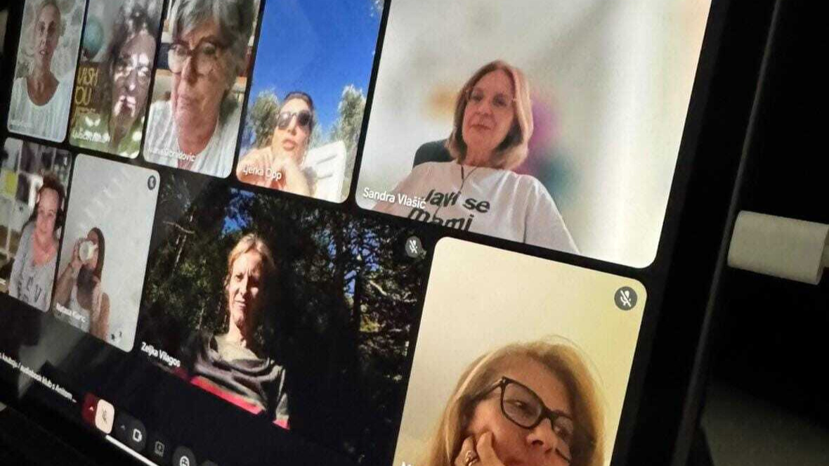 Od prerije do Hvara: Kako je „Adio kauboju“ spojio slušateljice online