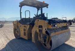 2021 Caterpillar CB15 VV