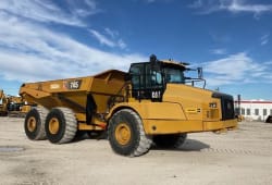 2018 Caterpillar 745