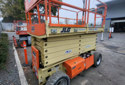2017 JLG 4069LE