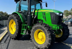 2023 John Deere 6120E