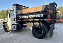 2017 Freightliner M2106