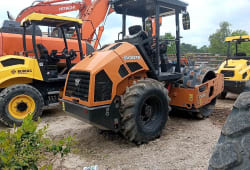 2024 Case SV207E (Smooth)