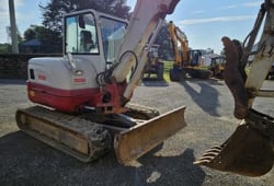 2019 TAKEUCHI TB260