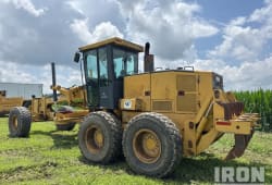 2004 John Deere 772CH