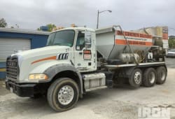 2019 Mack Granite